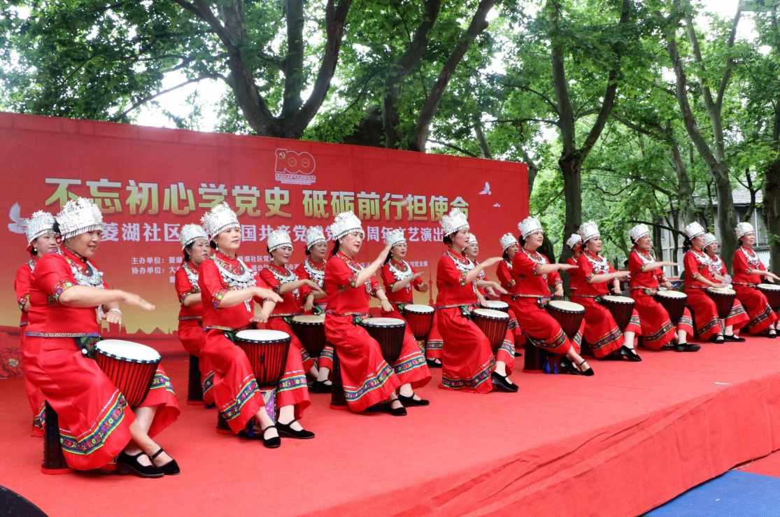 央视都看好的《奔跑人生》，却被观众要求停播下架，为何骂声一片